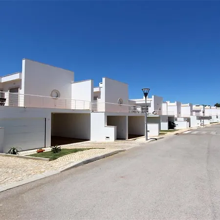 Da Vinha Cd233, Quiet Area, Sleeps 10 - Clever Details Vilamoura