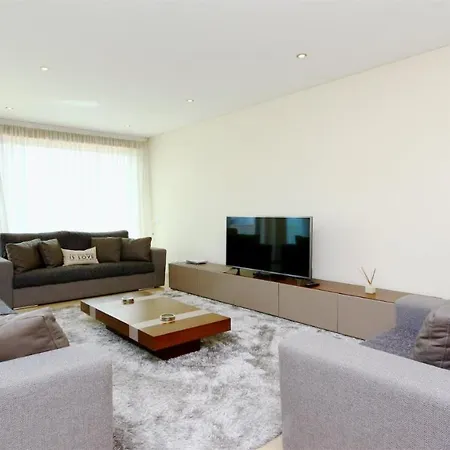 Da Vinha Cd233, Quiet Area, Sleeps 10 - Clever Details فيلة