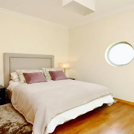Da Vinha Cd233, Quiet Area, Sleeps 10 - Clever Details *