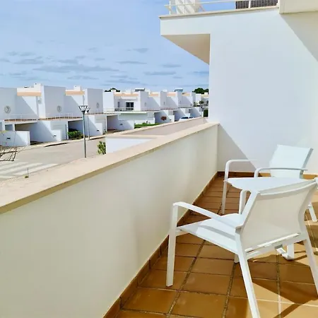 Da Vinha Cd233, Quiet Area, Sleeps 10 - Clever Details فيلامورا