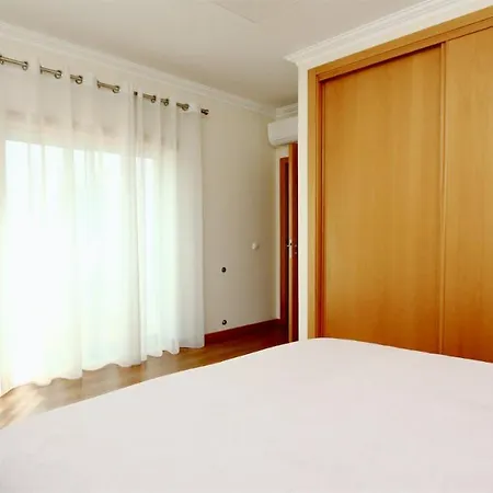 Da Vinha Cd233, Quiet Area, Sleeps 10 - Clever Details فيلة
