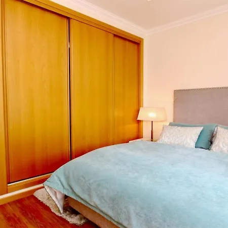 Da Vinha Cd233, Quiet Area, Sleeps 10 - Clever Details فيلة